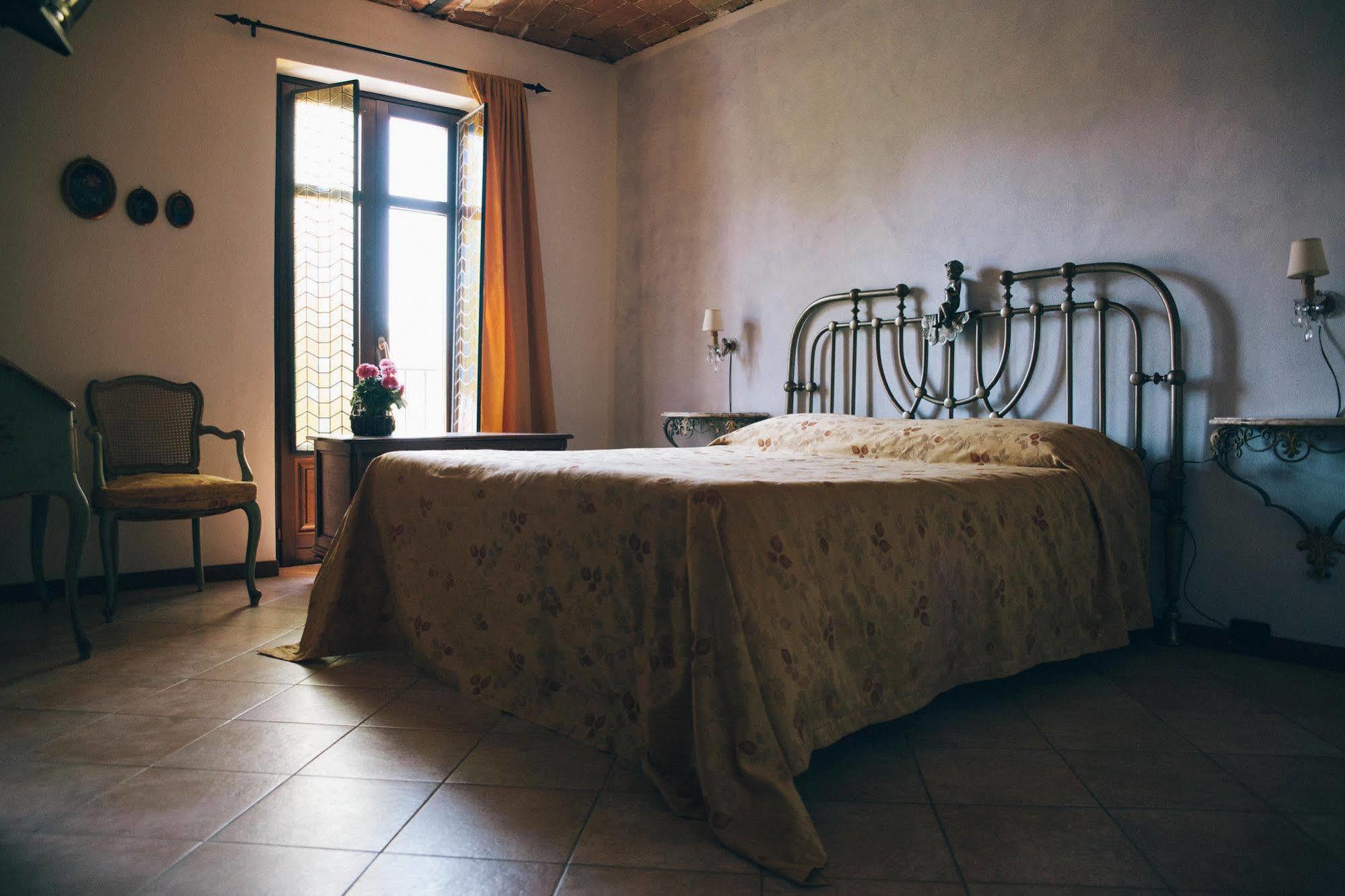 Bed and Breakfast I Grilli Castagnole delle Lanze Exterior foto